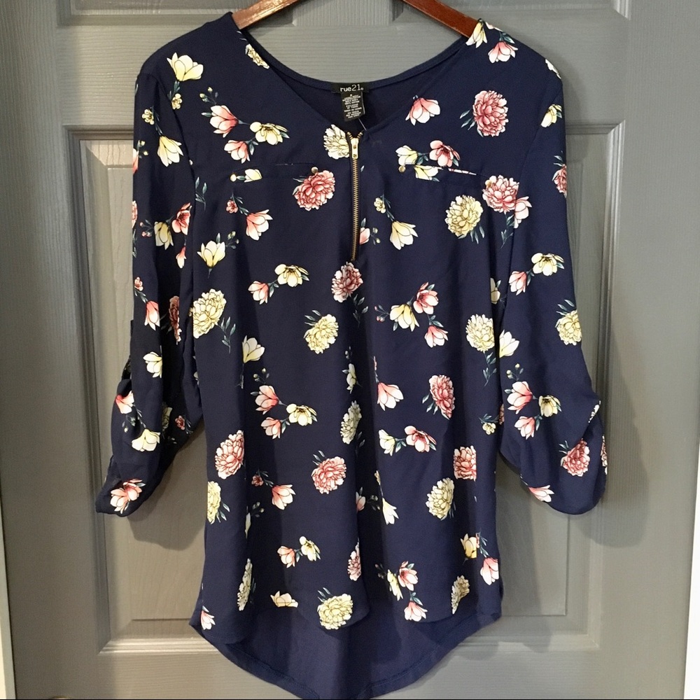 NWT Rue 21 Floral Blouse